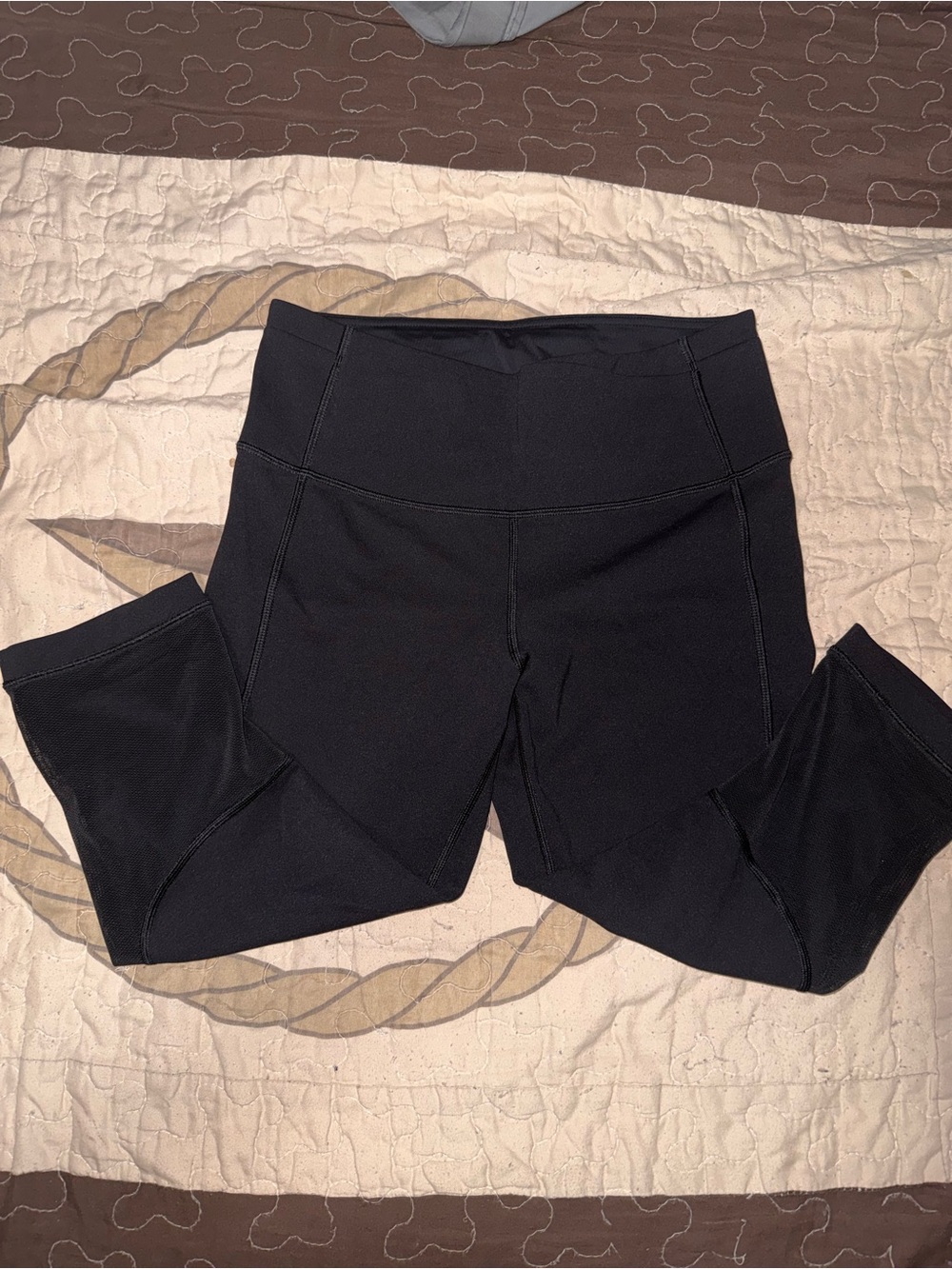 lululemon athletica Black Capri Leggings